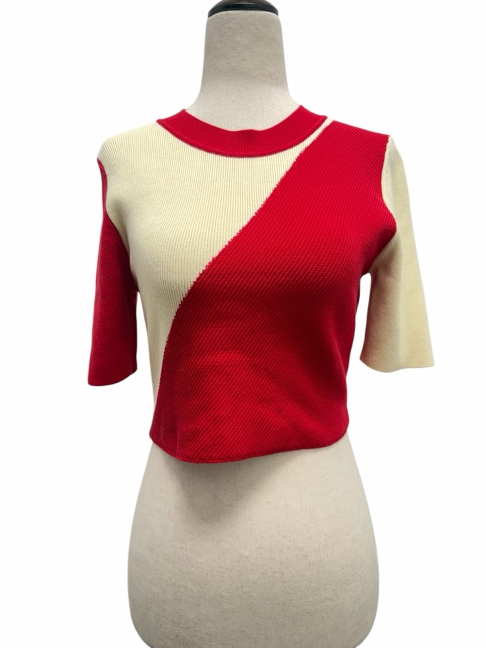 Solid and Striped June Apple Red Eggshell Cropped Knit Top Size Medium